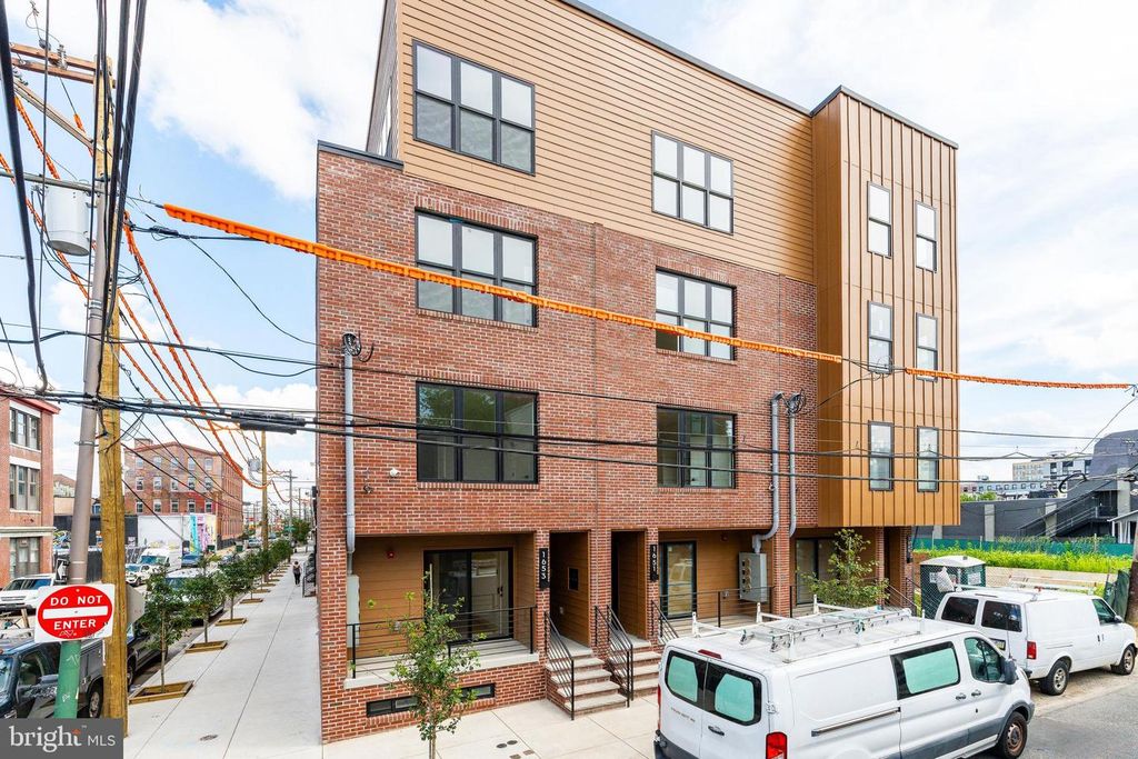 1651 6TH ST N, Philadelphia, PA 19122