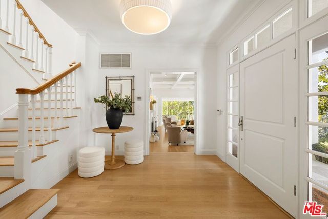 2828 Dumfries Road, Los Angeles, CA 90064
