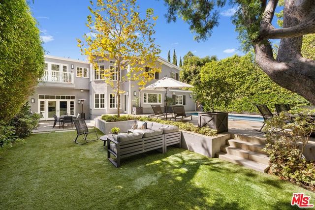 2828 Dumfries Road, Los Angeles, CA 90064