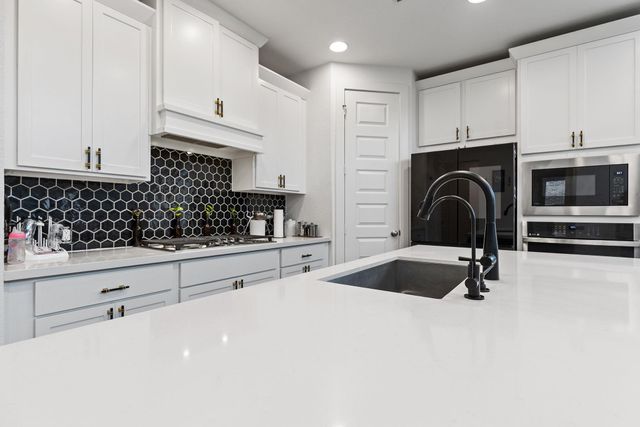 6025 Kelly Kyle Ave, Georgetown, TX 78628
