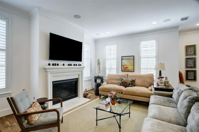 2134 Briarglen Drive, Houston, TX 77027