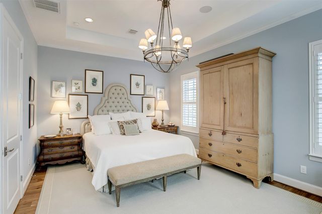 2134 Briarglen Drive, Houston, TX 77027