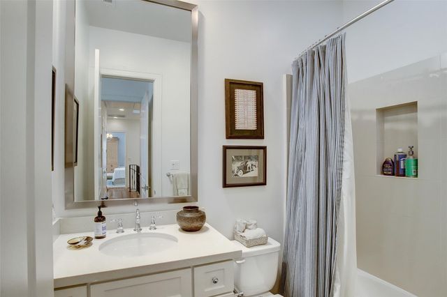 2134 Briarglen Drive, Houston, TX 77027