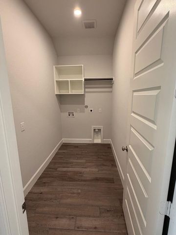 107 Harlequin Duck Court, Magnolia, TX 77354