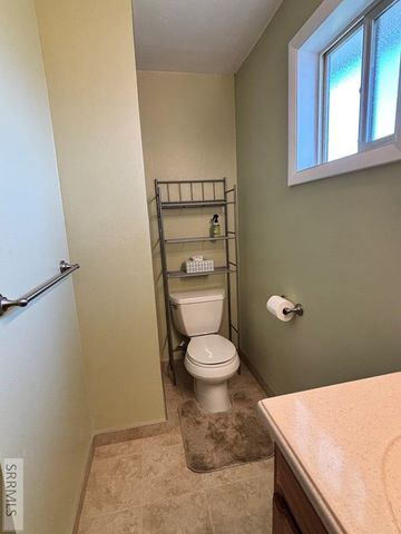 6764 Jennifer Lane, Idaho Falls, ID 83401