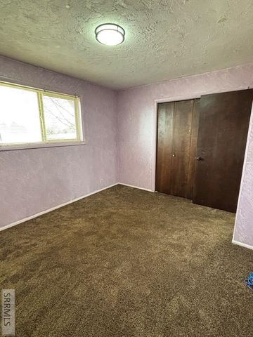 6764 Jennifer Lane, Idaho Falls, ID 83401