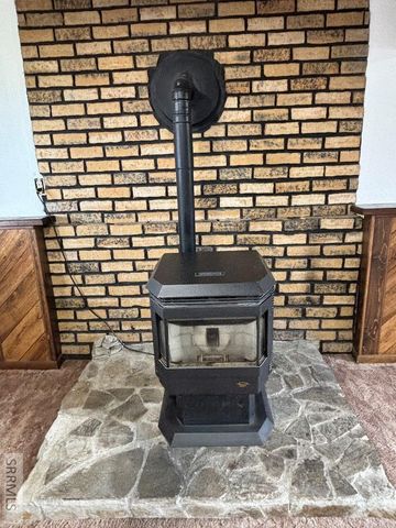 6764 Jennifer Lane, Idaho Falls, ID 83401