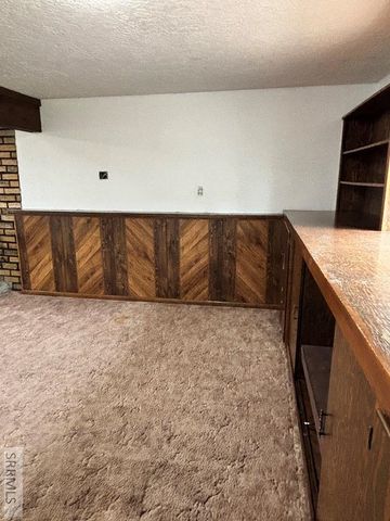 6764 Jennifer Lane, Idaho Falls, ID 83401