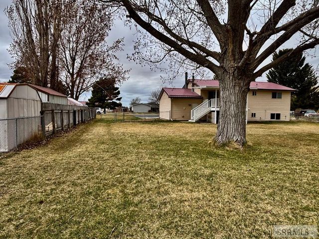 6764 Jennifer Lane, Idaho Falls, ID 83401