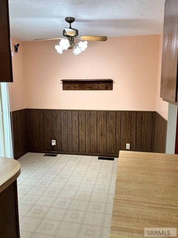 6764 Jennifer Lane, Idaho Falls, ID 83401