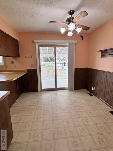 6764 Jennifer Lane, Idaho Falls, ID 83401