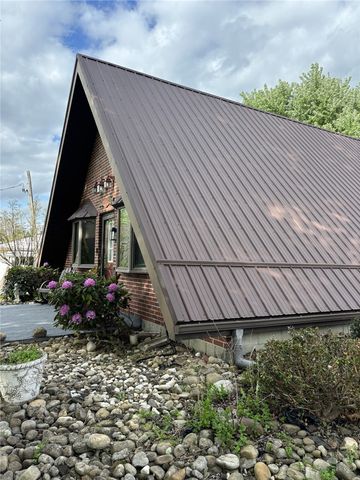 188 Township Dr, South Union Twp, PA 15401