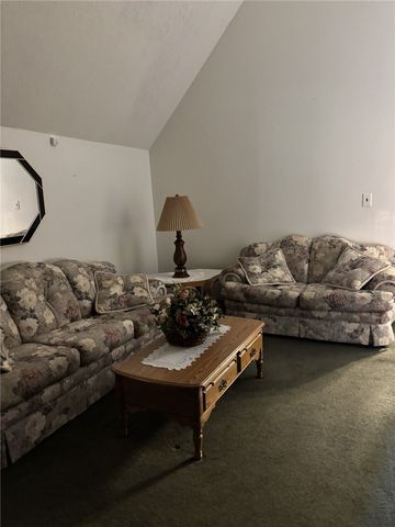 188 Township Dr, South Union Twp, PA 15401