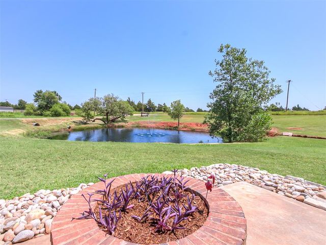 18301 Naomi Drive, Cashion, OK 73016