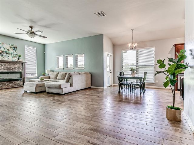 18301 Naomi Drive, Cashion, OK 73016