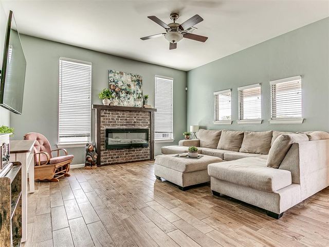 18301 Naomi Drive, Cashion, OK 73016
