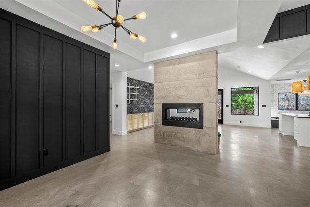 11093 Kandi Ct, Elgin, OK 73538