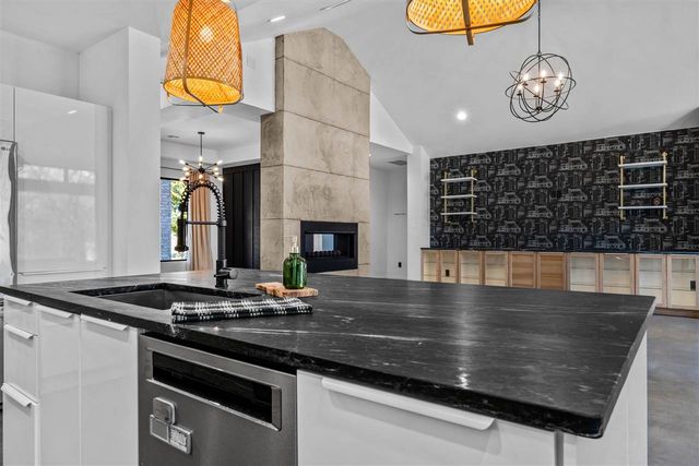 11093 Kandi Ct, Elgin, OK 73538