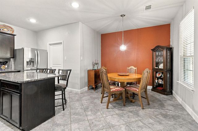 1546 Tuscan Village Drive, League City, TX 77573