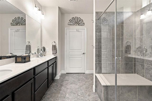 1546 Tuscan Village Drive, League City, TX 77573