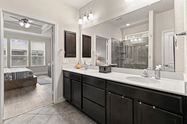 1546 Tuscan Village Drive, League City, TX 77573