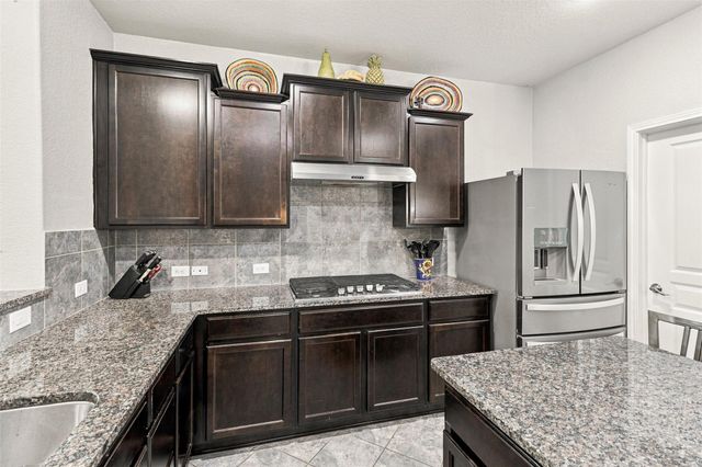 1546 Tuscan Village Drive, League City, TX 77573