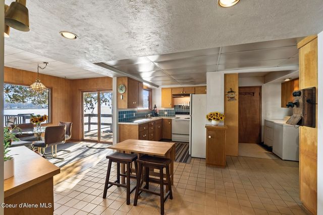 125 S Smith Creek RD, Sandpoint, ID 83864