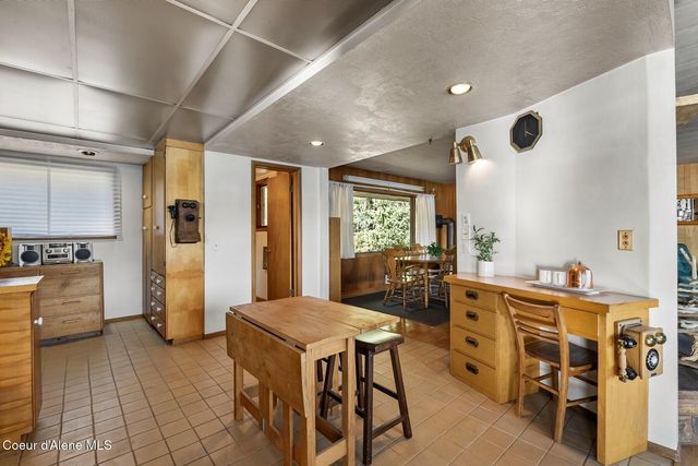 125 S Smith Creek RD, Sandpoint, ID 83864