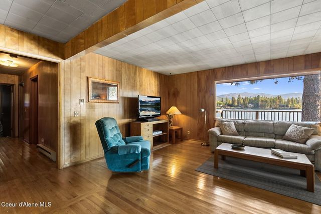 125 S Smith Creek RD, Sandpoint, ID 83864