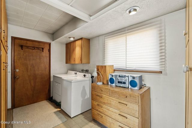 125 S Smith Creek RD, Sandpoint, ID 83864