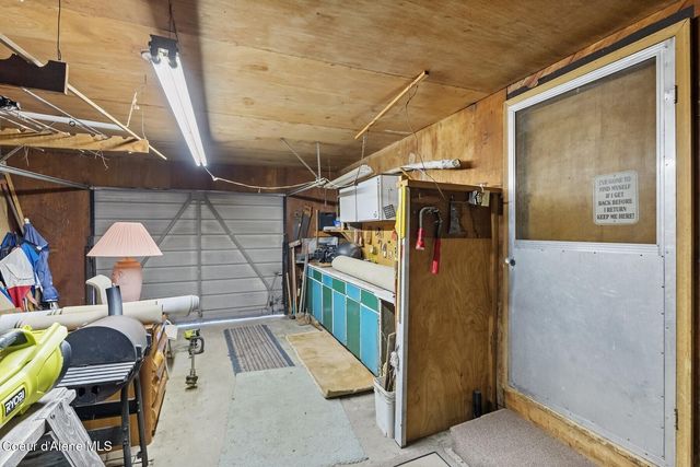 125 S Smith Creek RD, Sandpoint, ID 83864