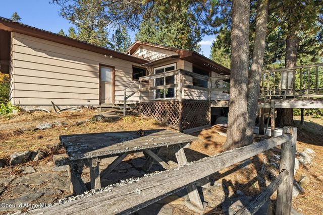 125 S Smith Creek RD, Sandpoint, ID 83864