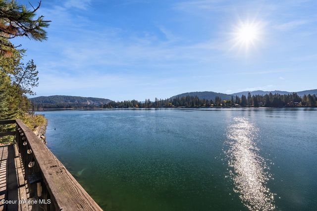 125 S Smith Creek RD, Sandpoint, ID 83864