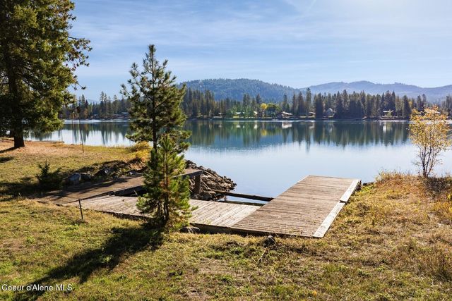 125 S Smith Creek RD, Sandpoint, ID 83864