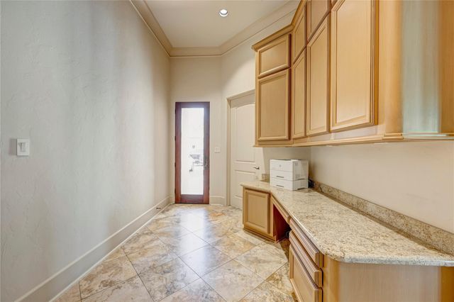 710 Pinehaven Drive, Houston, TX 77024