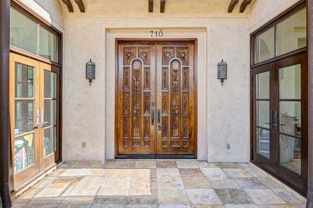 710 Pinehaven Drive, Houston, TX 77024