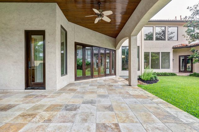 710 Pinehaven Drive, Houston, TX 77024