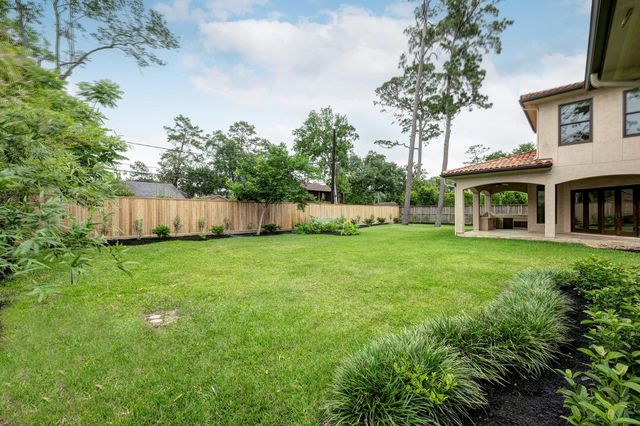 710 Pinehaven Drive, Houston, TX 77024