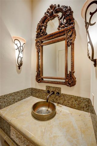 710 Pinehaven Drive, Houston, TX 77024