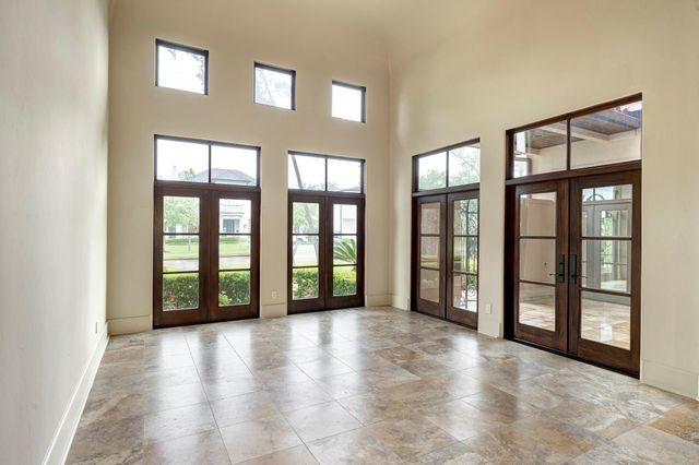 710 Pinehaven Drive, Houston, TX 77024