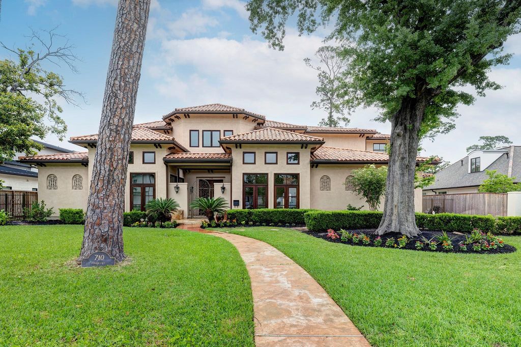 710 Pinehaven Drive, Houston, TX 77024