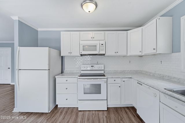 400 Country Club Road, Jacksonville, NC 28546