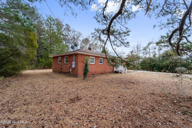 400 Country Club Road, Jacksonville, NC 28546