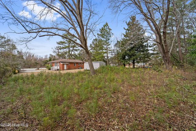 400 Country Club Road, Jacksonville, NC 28546