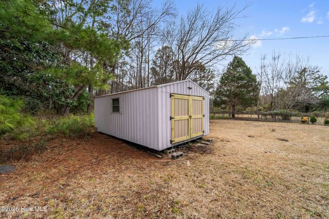 400 Country Club Road, Jacksonville, NC 28546