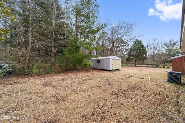 400 Country Club Road, Jacksonville, NC 28546