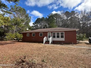 400 Country Club Road, Jacksonville, NC 28546