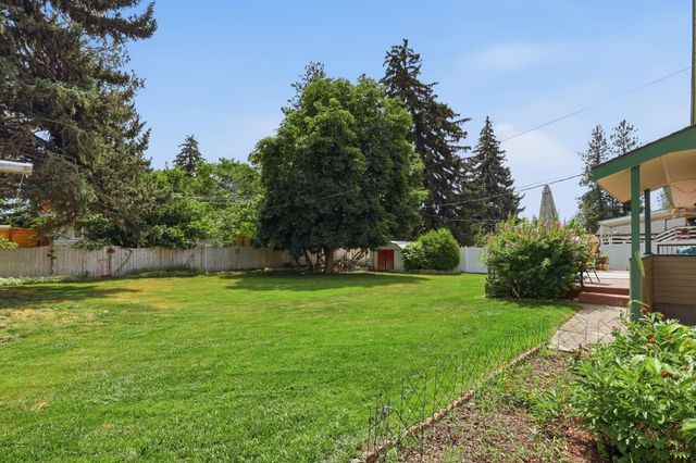 413 N 3rd St, Cheney, WA 99004