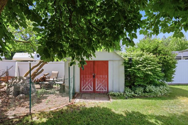 413 N 3rd St, Cheney, WA 99004