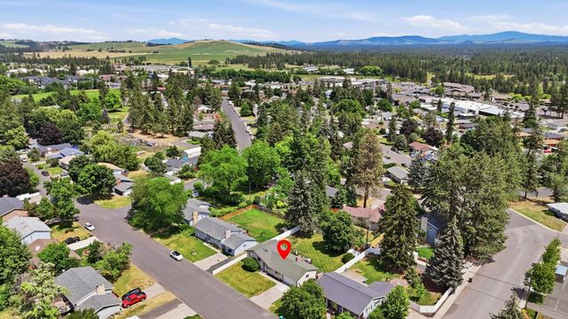413 N 3rd St, Cheney, WA 99004
